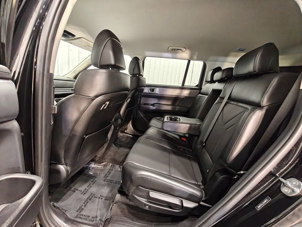Used 2025 Hyundai Santa Fe SEL FWD image 26