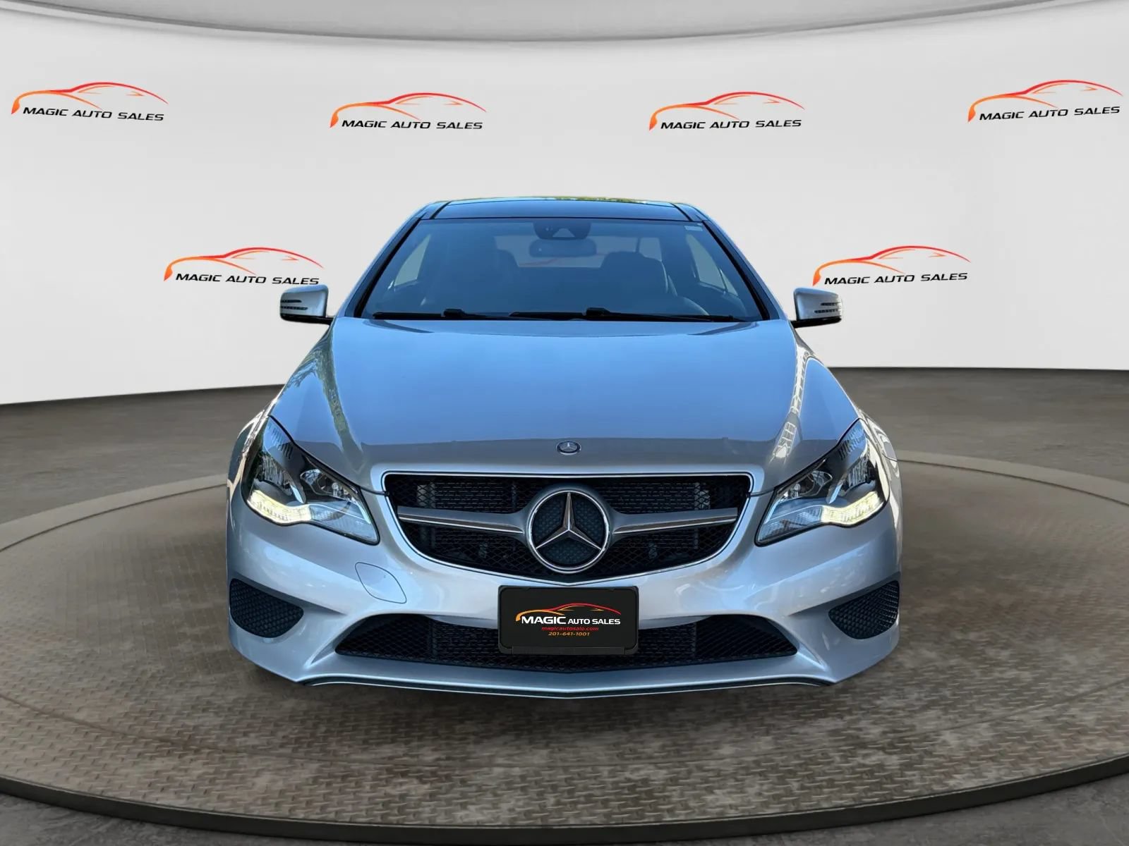 Used 2015 Mercedes-Benz E 400 4MATIC Coupe image 3