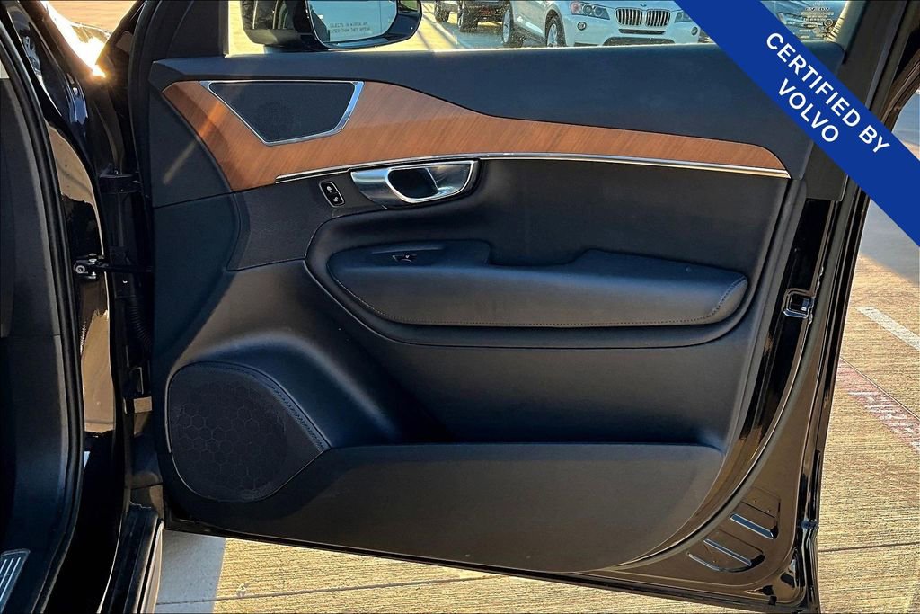 Used 2023 Volvo XC90 B5 Plus image 26