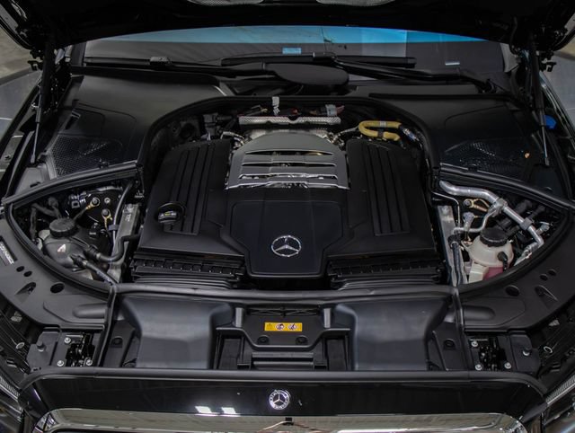New 2027 Mercedes-Benz S 580 4MATIC Sedan image 4