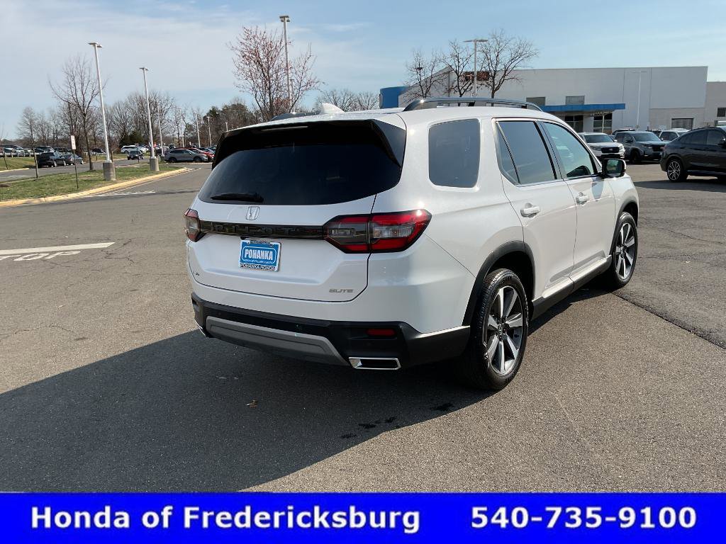 Certified 2025 Honda Pilot Elite image 6