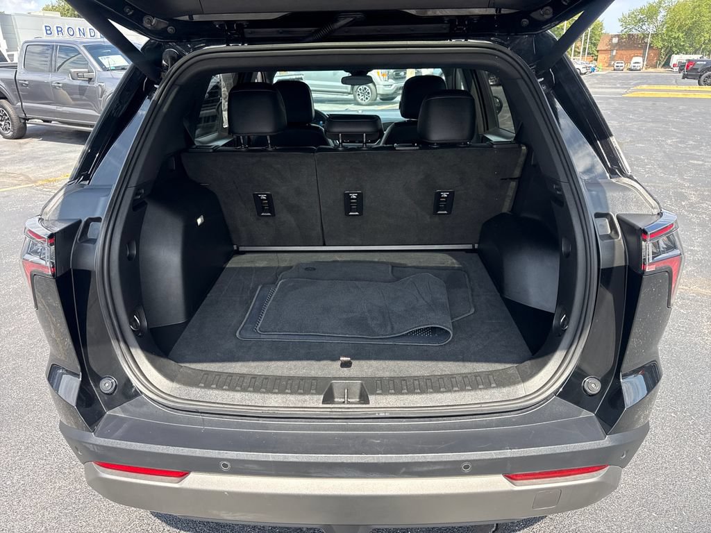 Used 2026 Chevrolet Equinox LT w/ Convenience Package II AWD/4WD image 14