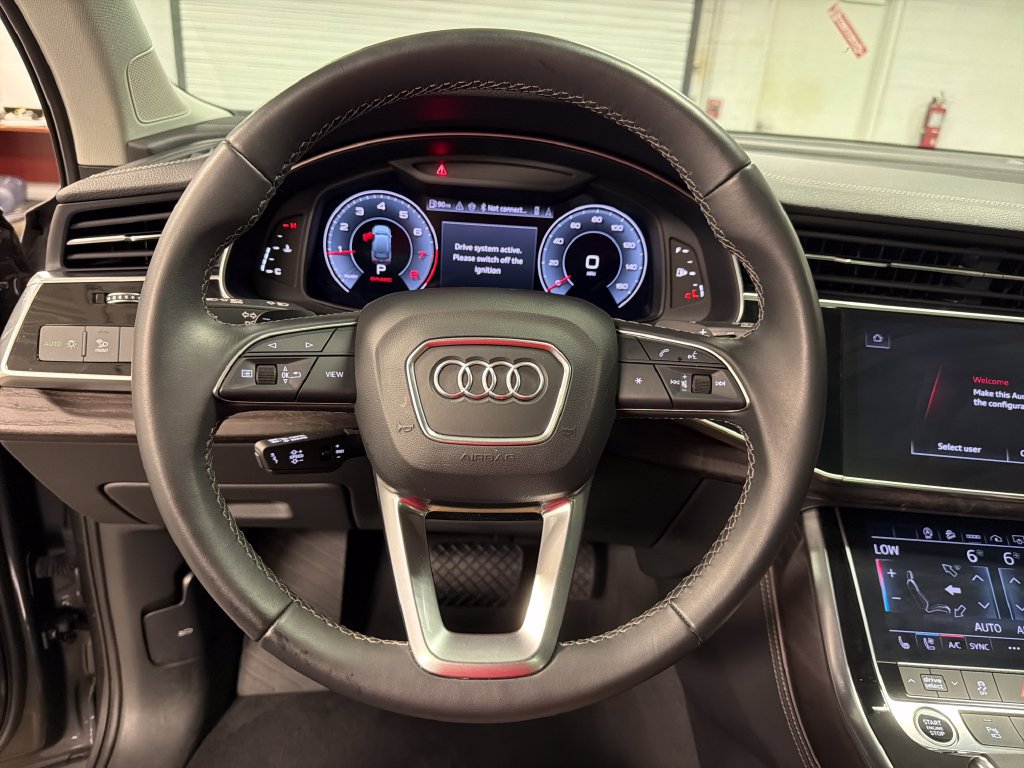 Used 2025 Audi Q7 2.0T Premium Plus AWD/4WD image 28