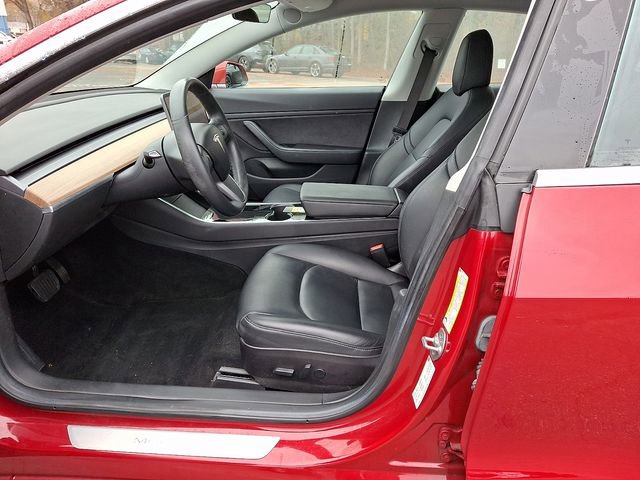 Used 2018 Tesla Model 3 Long Range image 16
