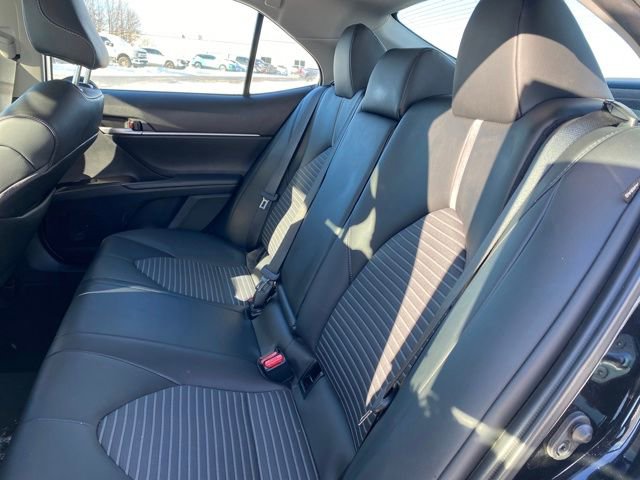 Used 2023 Toyota Camry SE FWD image 16