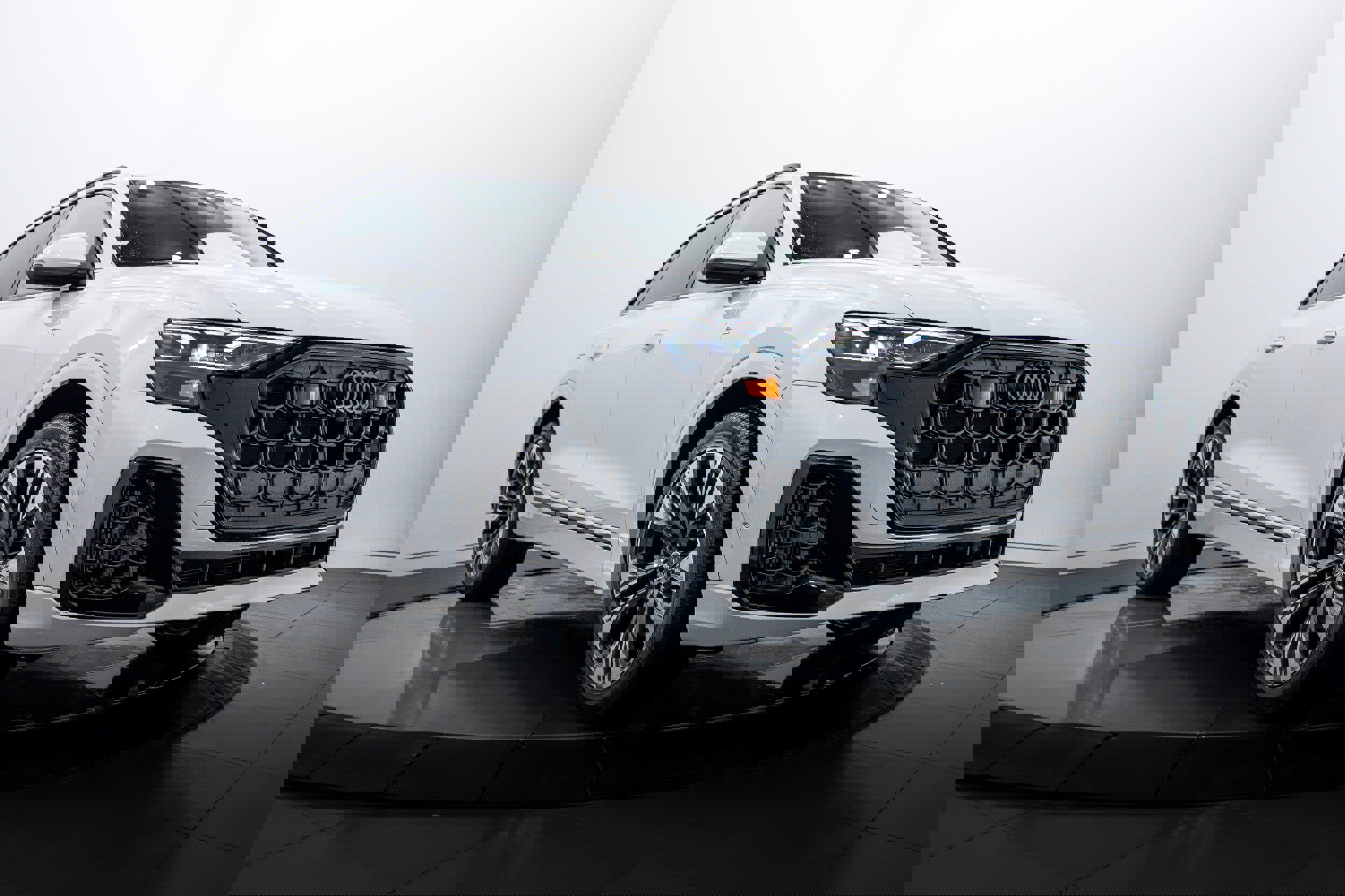 Certified 2025 Audi Q8 Premium Plus w/ Premium Plus Package image 1