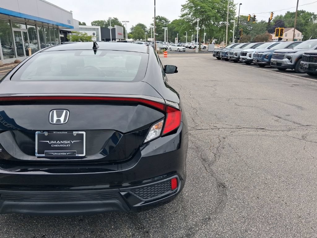 Used 2017 Honda Civic EX-T image 7
