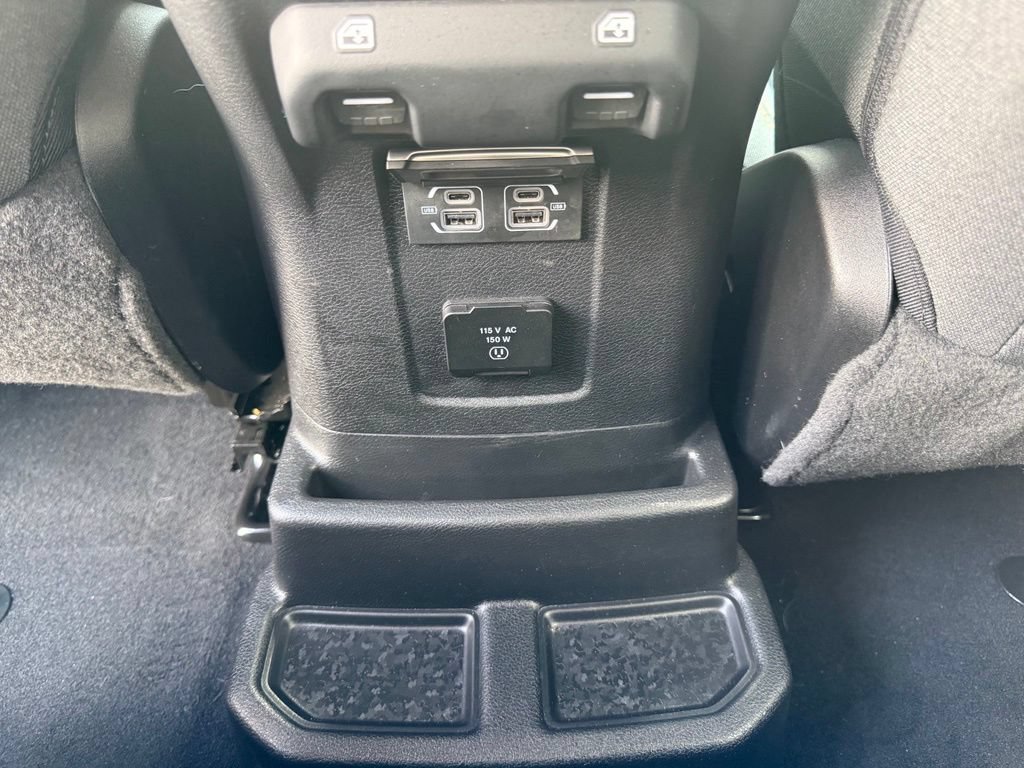 Used 2025 Jeep Wrangler Unlimited Sahara w/ Safety Group AWD/4WD image 37