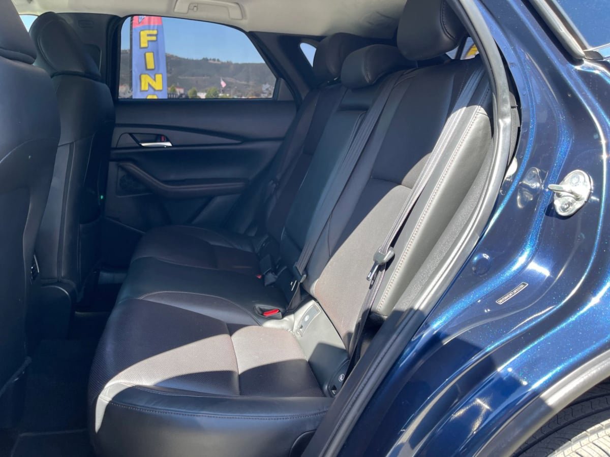 Used 2020 MAZDA CX-30 FWD w/ Premium Package image 22