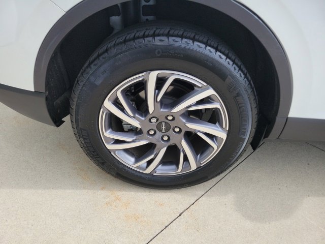 Certified 2024 Lincoln Corsair FWD image 16