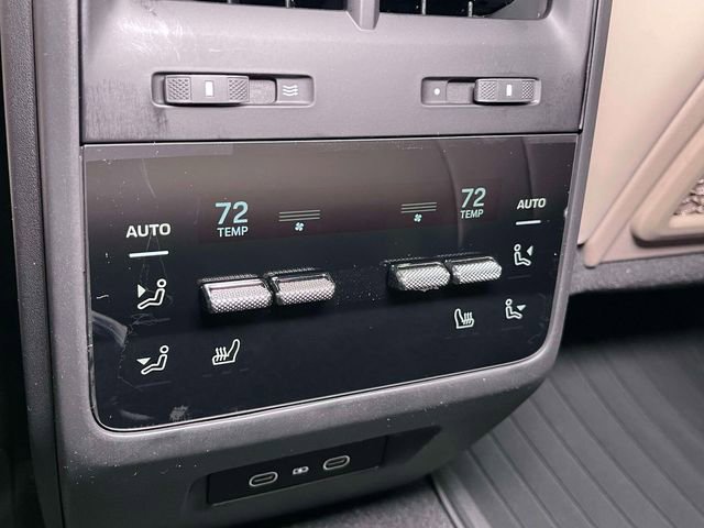 New 2026 Porsche Macan 4 Electric image 27