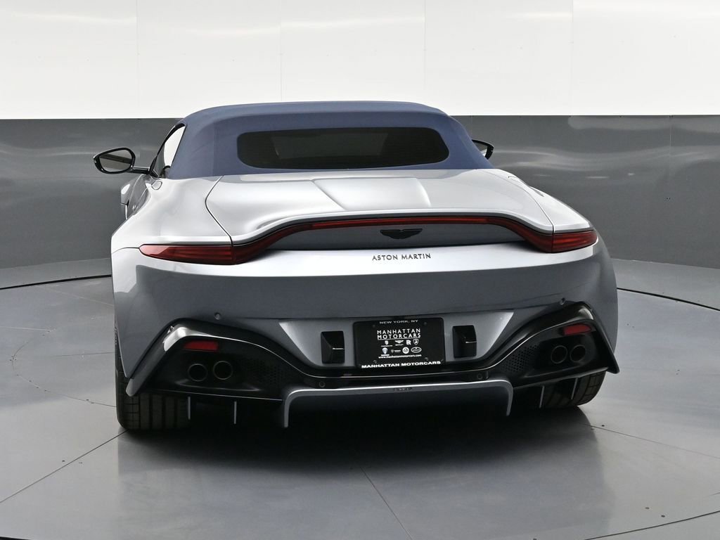 Used 2021 Aston Martin V8 Vantage Roadster RWD image 7