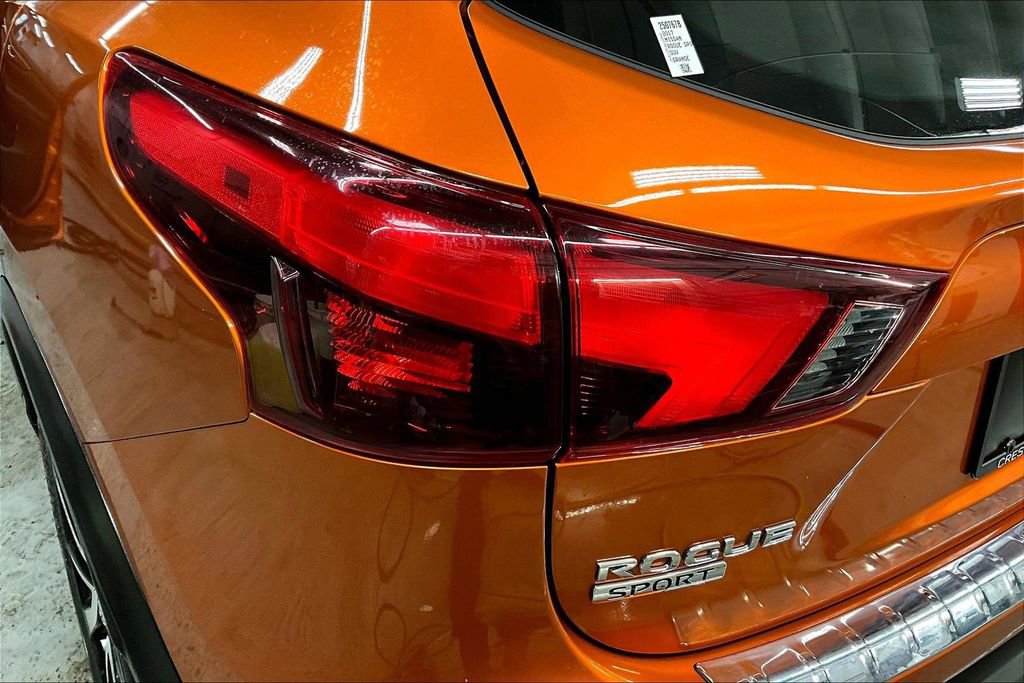 Used 2017 Nissan Rogue Sport SL image 23