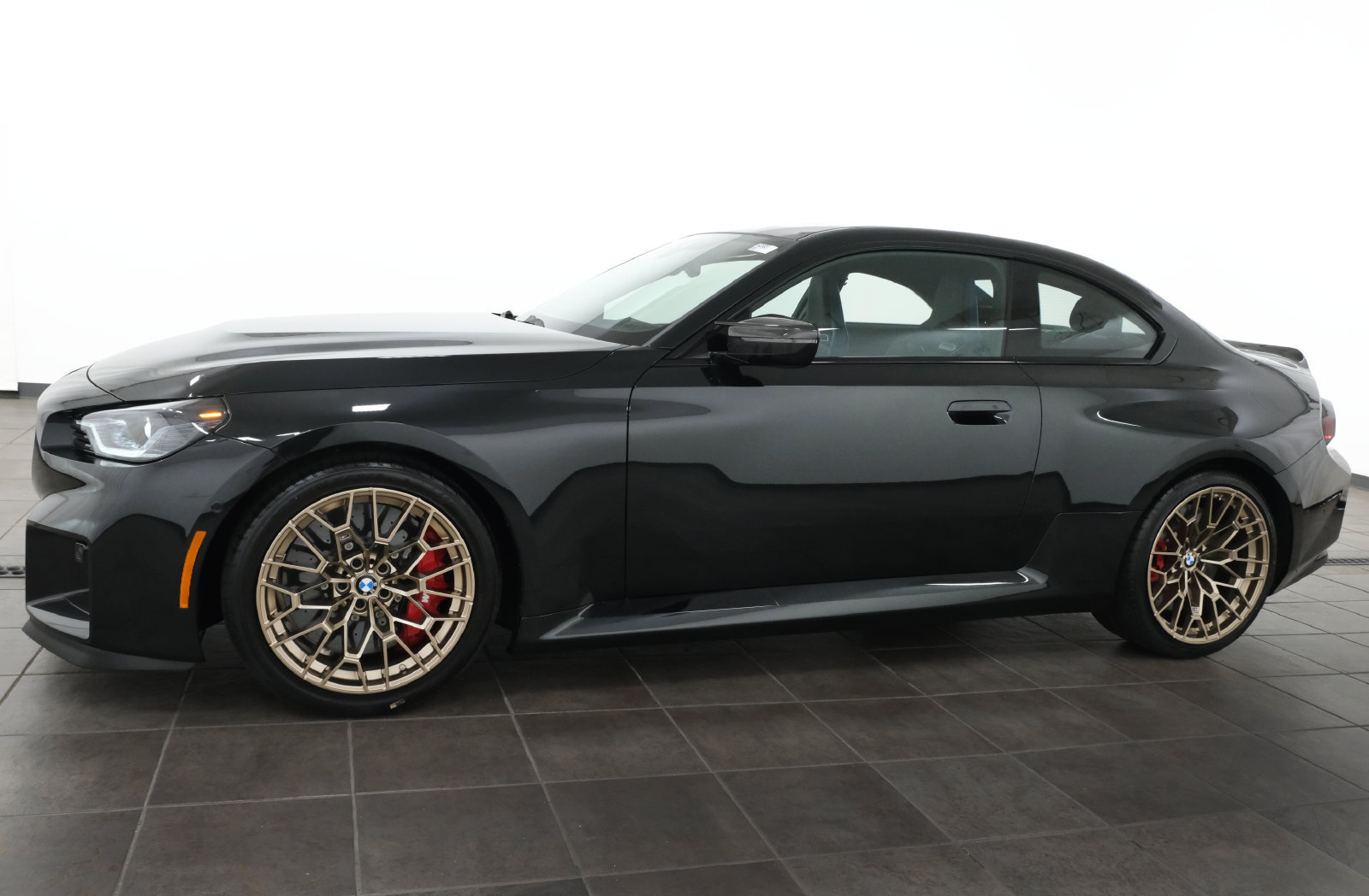 New 2026 BMW M2 CS RWD image 3