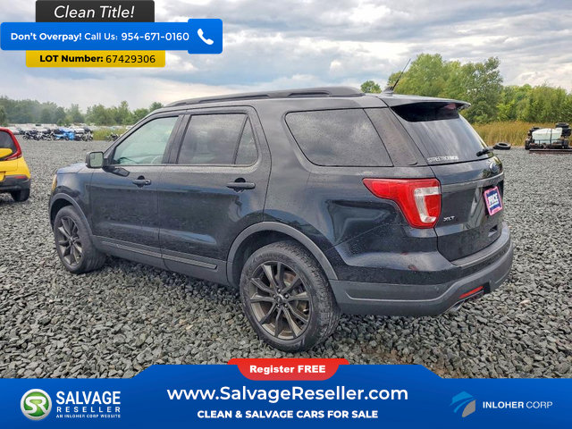 Used 2018 Ford Explorer XLT w/ Equipment Group 202A AWD/4WD image 3