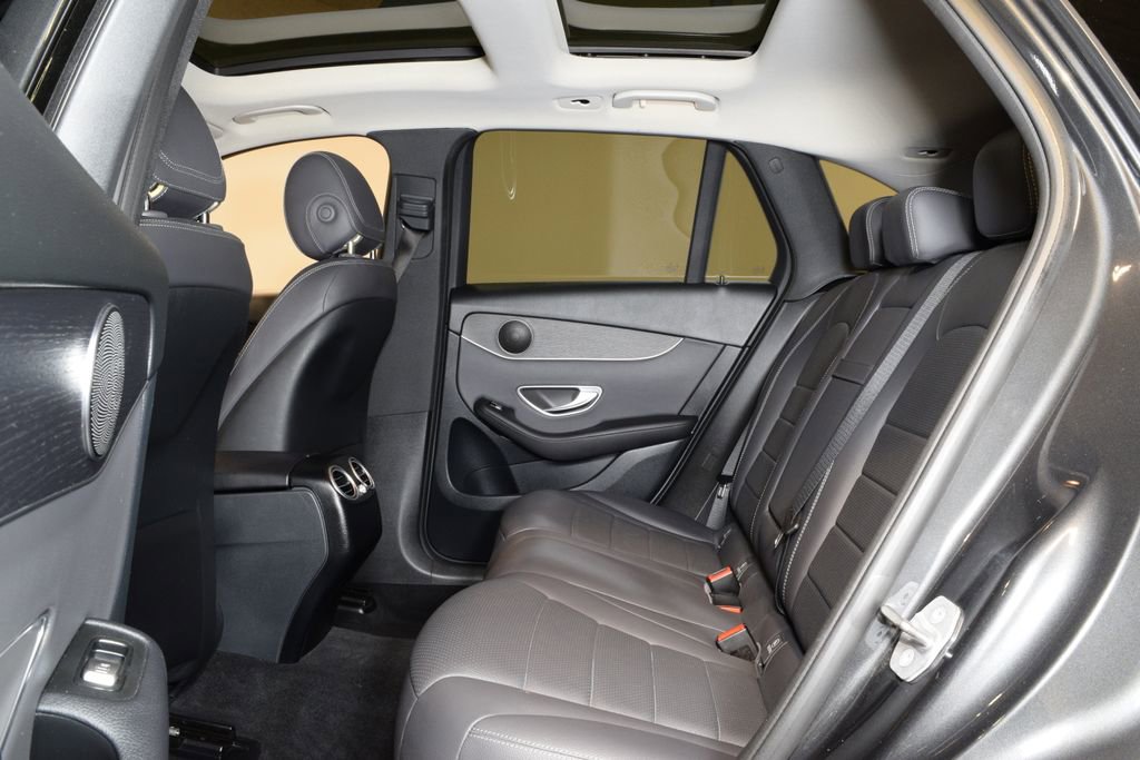 Used 2021 Mercedes-Benz GLC 300 4MATIC image 27