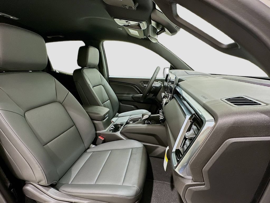 New 2026 GMC Canyon Elevation w/ Convenience Package RWD image 31