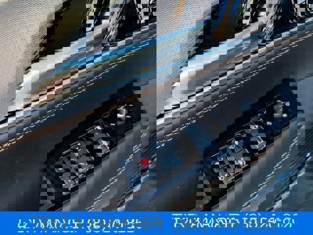 Used 2023 Jeep Grand Wagoneer Series III image 12