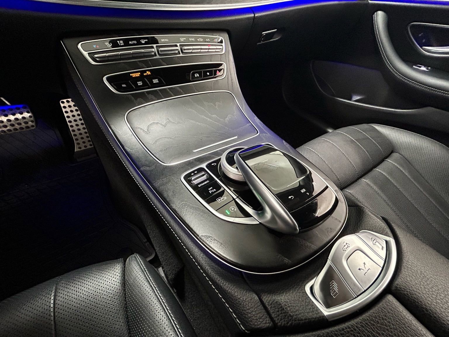 Used 2023 Mercedes-Benz E 450 4MATIC Cabriolet image 26