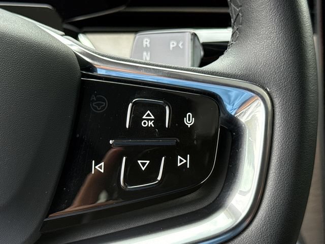 Certified 2025 Volvo EX90 Plus AWD/4WD image 12