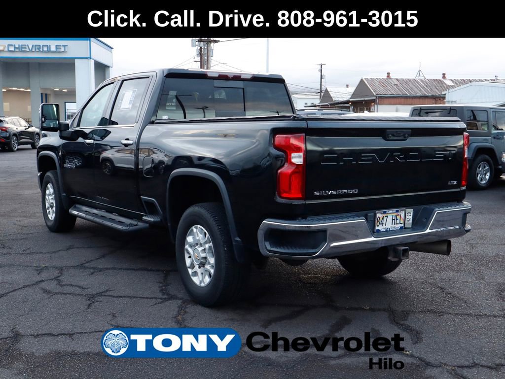 Used 2022 Chevrolet Silverado 2500 LTZ w/ LTZ Convenience Package AWD/4WD image 3