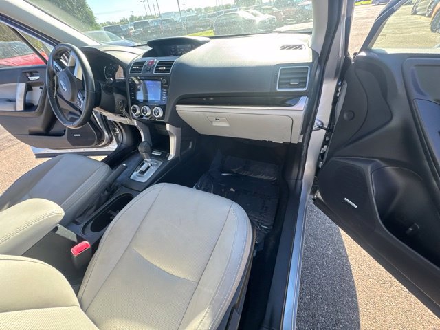 Used 2017 Subaru Forester 2.5i Limited AWD/4WD image 16