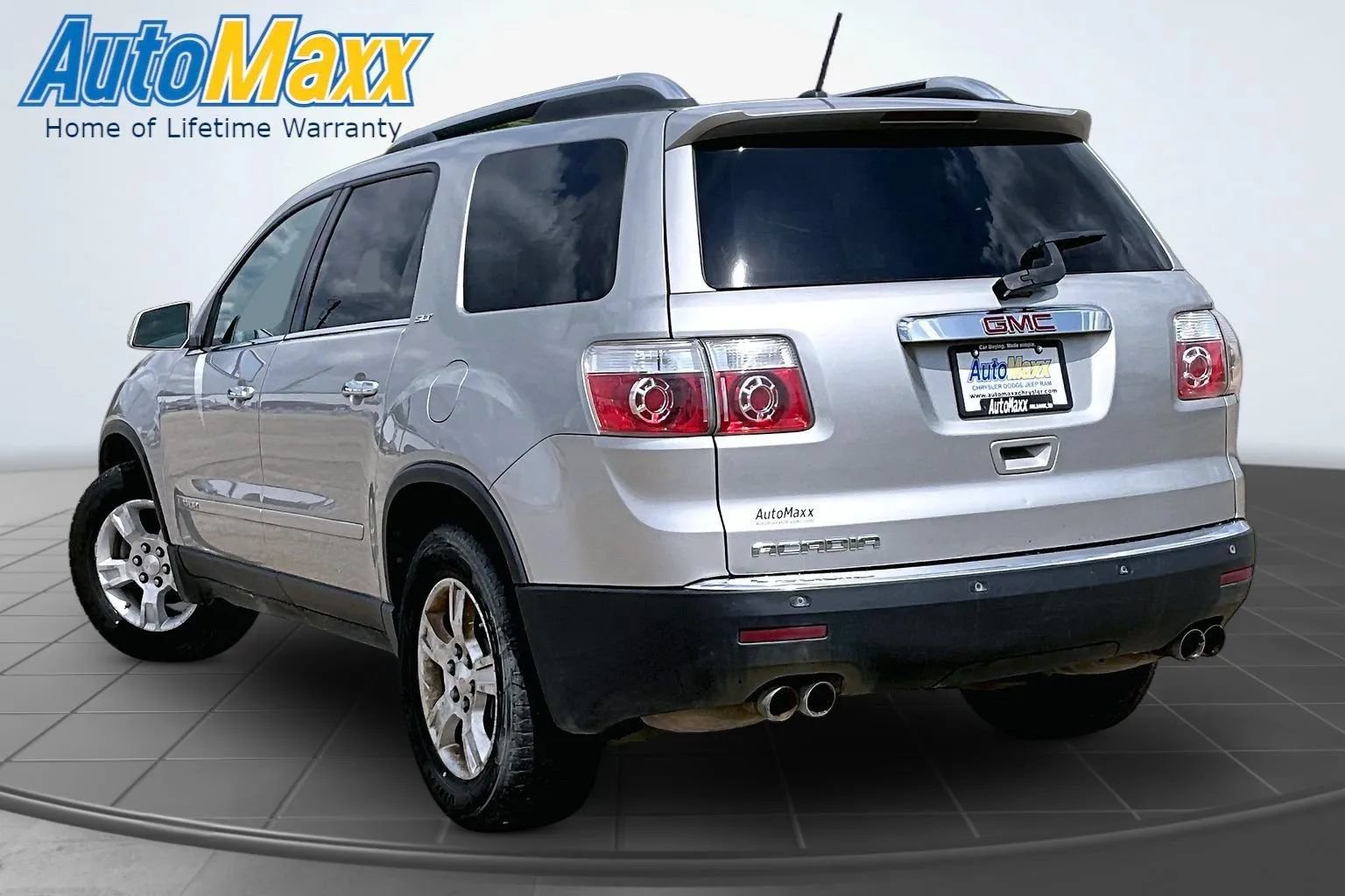Used 2008 GMC Acadia SLT w/ Convenience Package FWD image 4