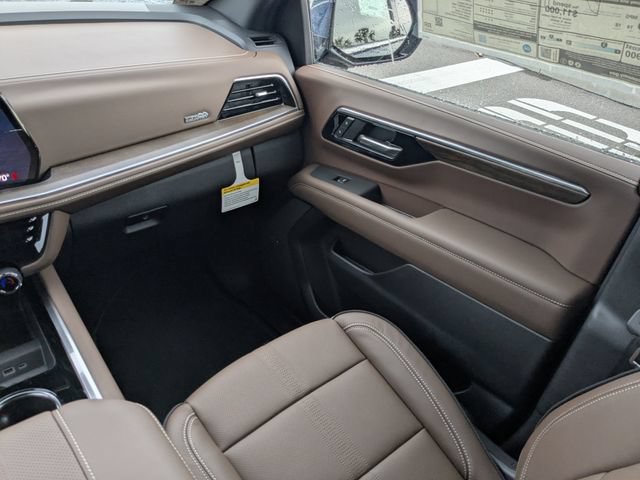 New 2026 Chevrolet Tahoe High Country AWD/4WD image 22