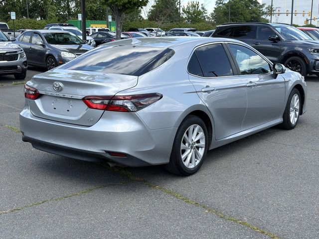 Used 2022 Toyota Camry LE FWD image 2