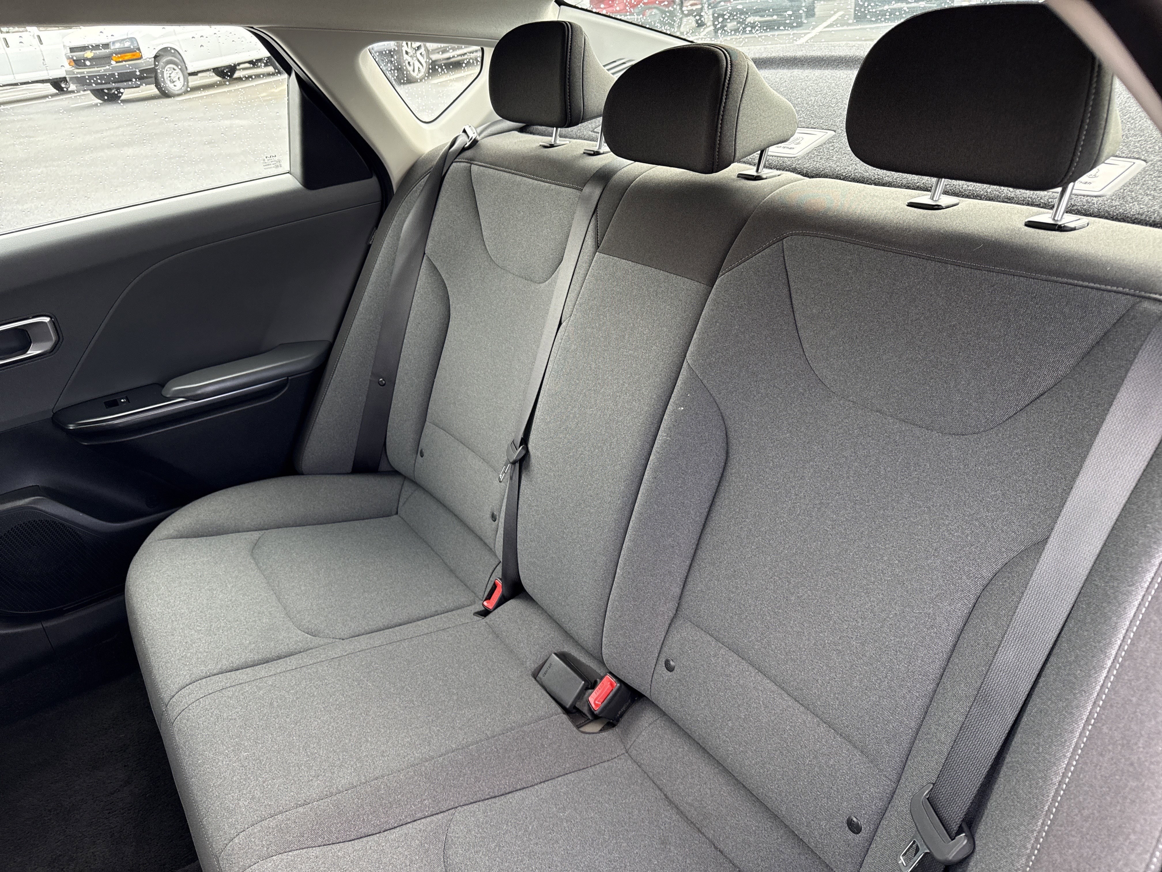 Used 2025 Kia K4 LXS image 39