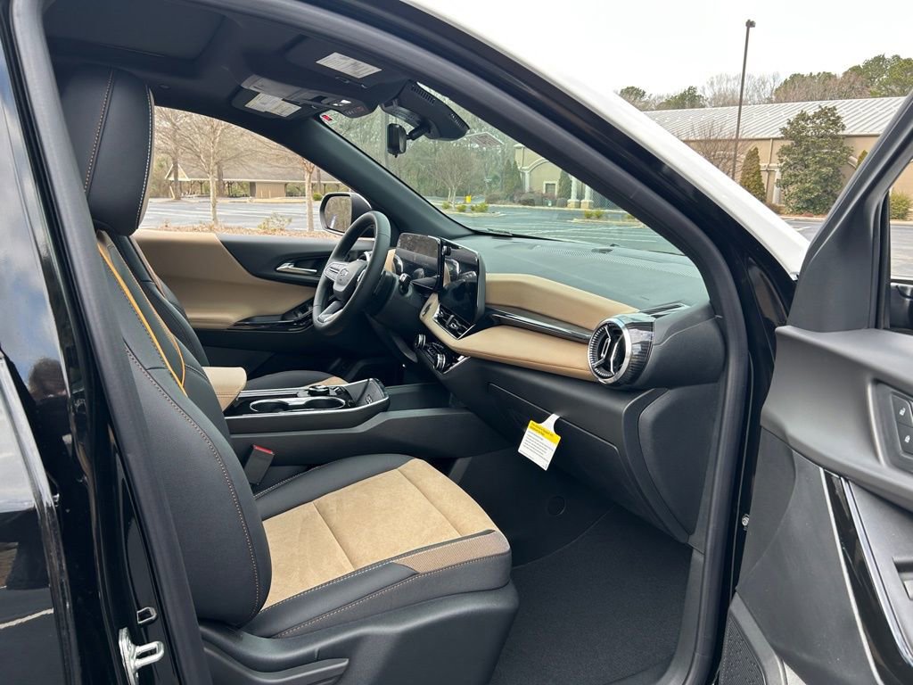 New 2026 Chevrolet Equinox ACTIV w/ Safety and Technology Package image 41