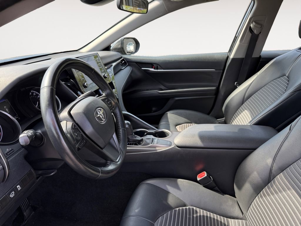 Certified 2023 Toyota Camry SE FWD image 9