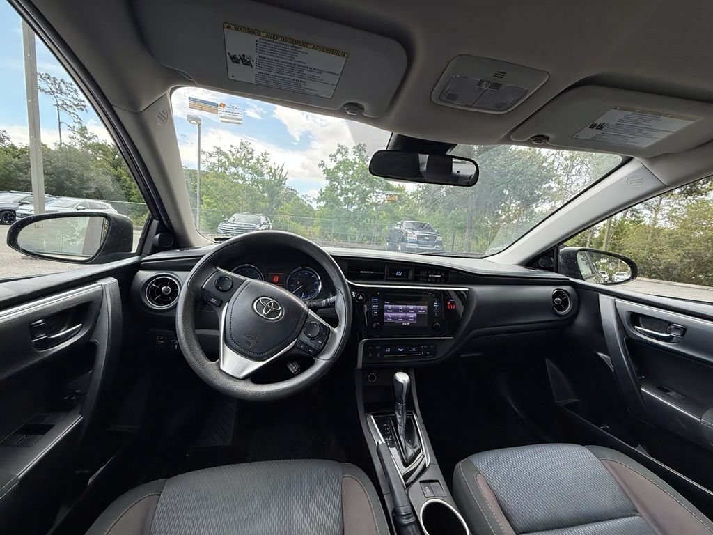 Used 2019 Toyota Corolla LE FWD image 18