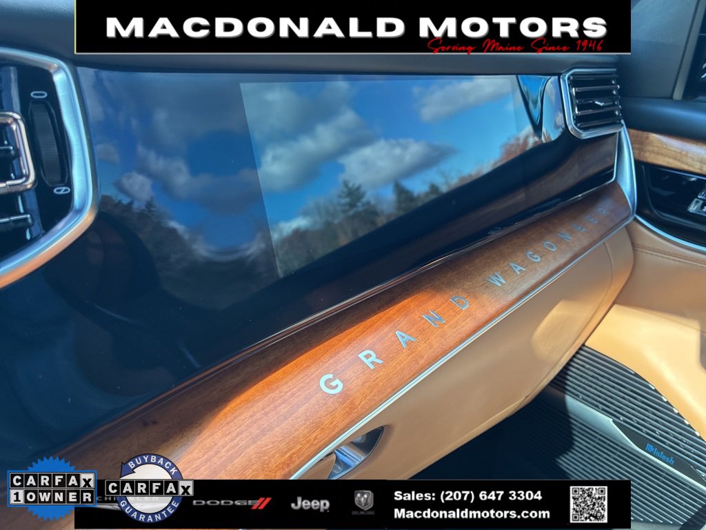 Used 2024 Jeep Grand Wagoneer Series III w/ HD Trailer Tow Package image 38