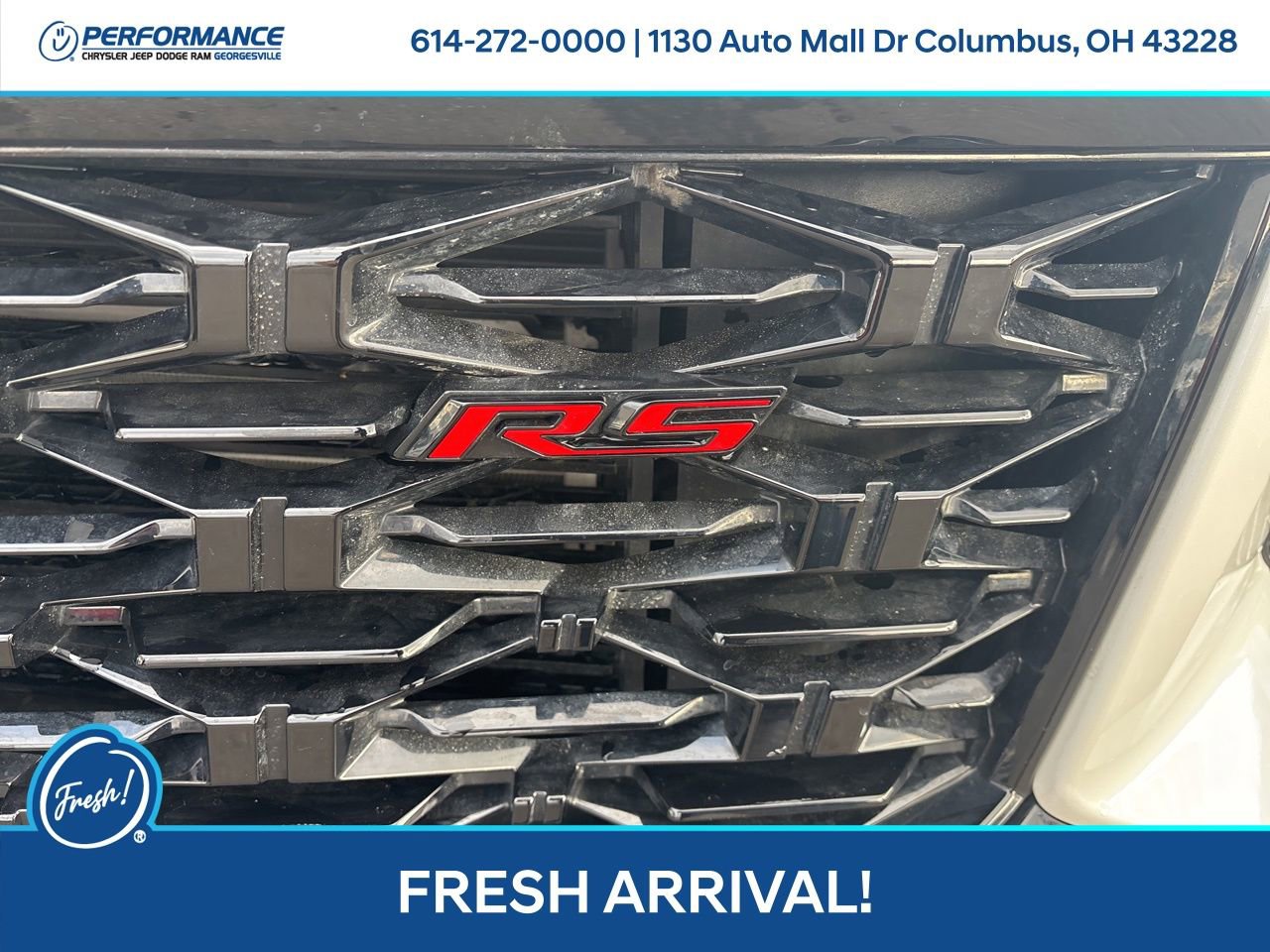 Used 2025 Chevrolet Traverse RS image 10