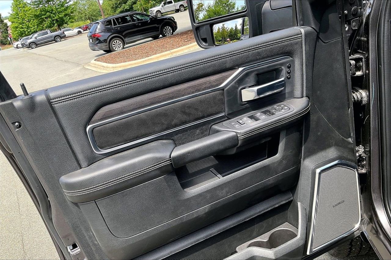 New 2026 RAM 2500 Laramie AWD/4WD image 54