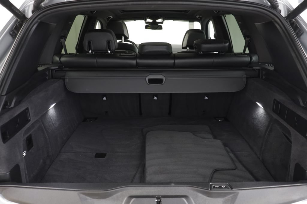 Certified 2026 BMW X5 xDrive50e w/ Climate Comfort Package AWD/4WD image 18