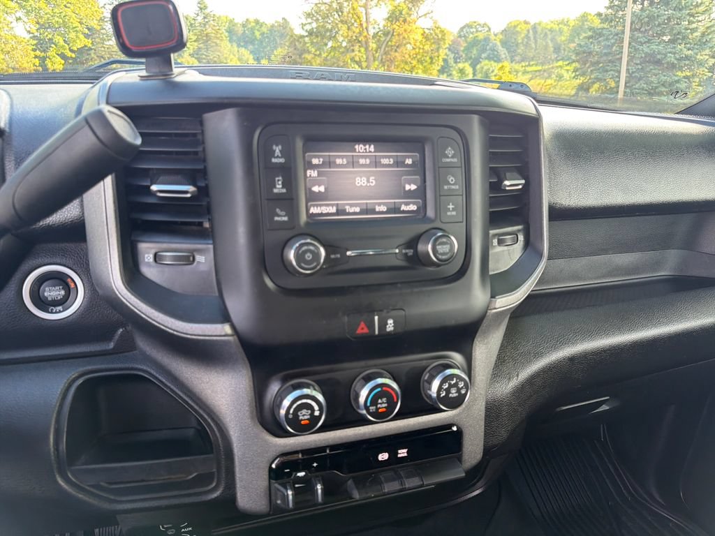 Used 2024 RAM 3500 Tradesman w/ Chrome Appearance Group AWD/4WD image 19