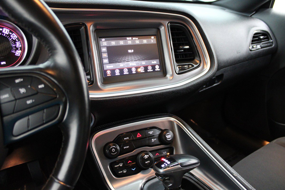 Used 2020 Dodge Challenger SXT image 19