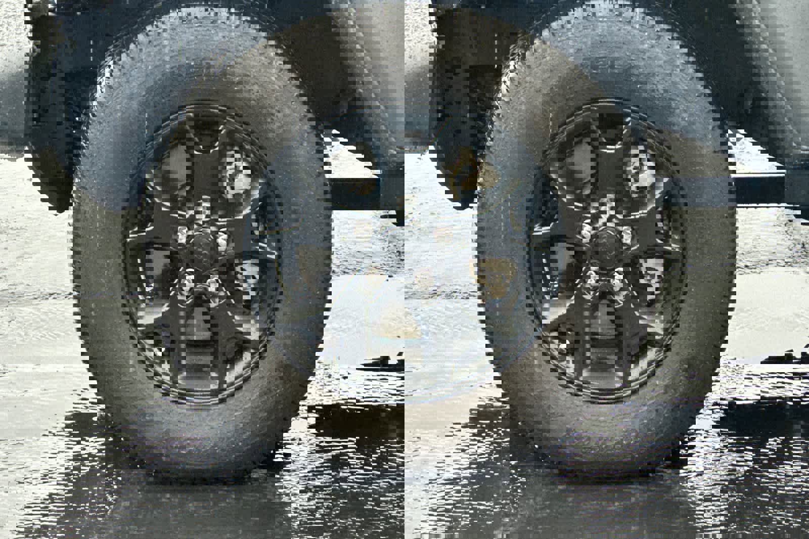 Used 2022 Jeep Wrangler Unlimited Sport image 29