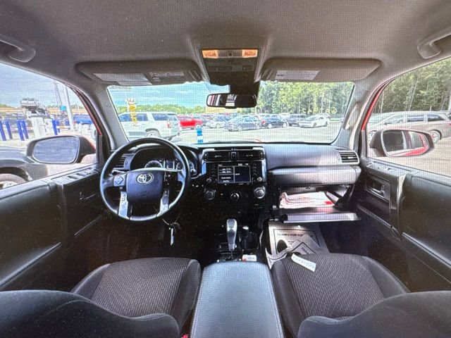 Used 2021 Toyota 4Runner TRD Off-Road AWD/4WD image 9