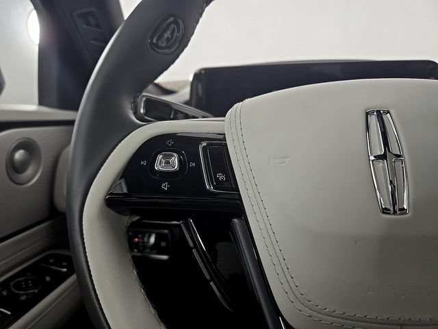 New 2026 Lincoln Aviator Black Label w/ Black Label Special Edition AWD/4WD image 19