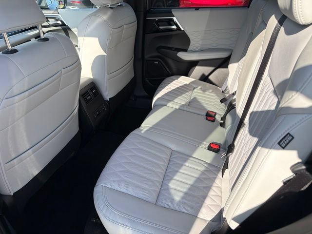 New 2026 Mitsubishi Outlander SEL FWD image 15