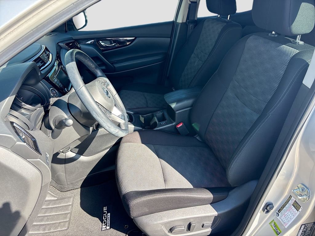 Used 2022 Nissan Rogue Sport SV image 19