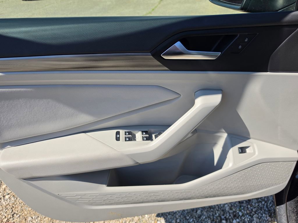 Used 2020 Volkswagen Jetta SEL FWD image 5
