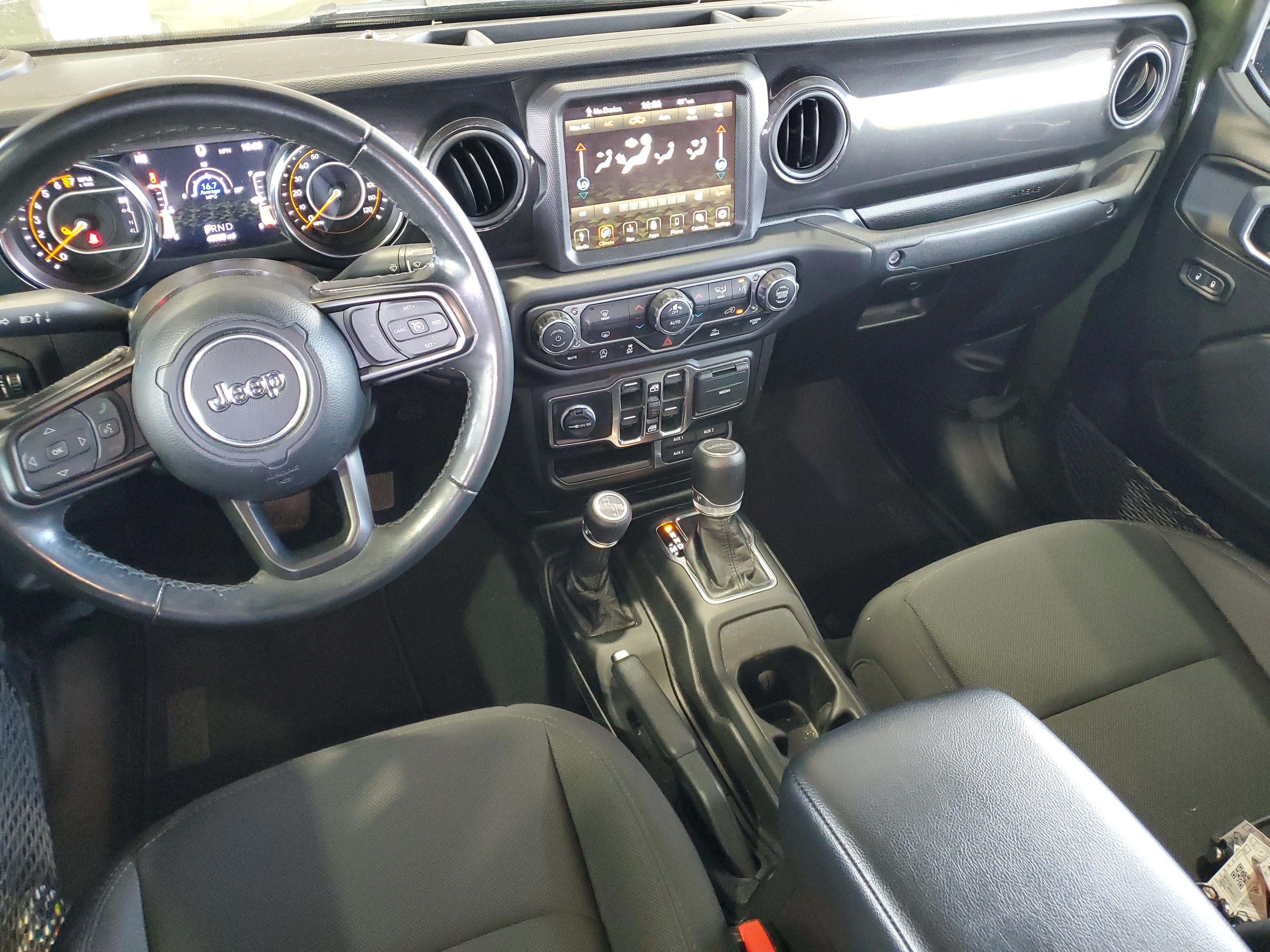 Used 2022 Jeep Gladiator Sport AWD/4WD image 12