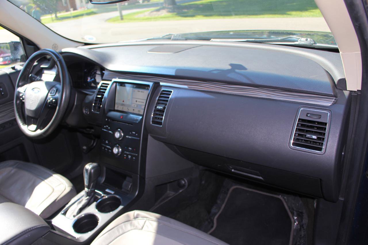 Used 2017 Ford Flex SEL w/ Equipment Group 202A FWD image 47