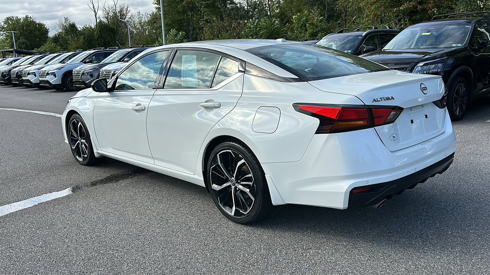 Certified 2024 Nissan Altima 2.5 SR FWD image 7