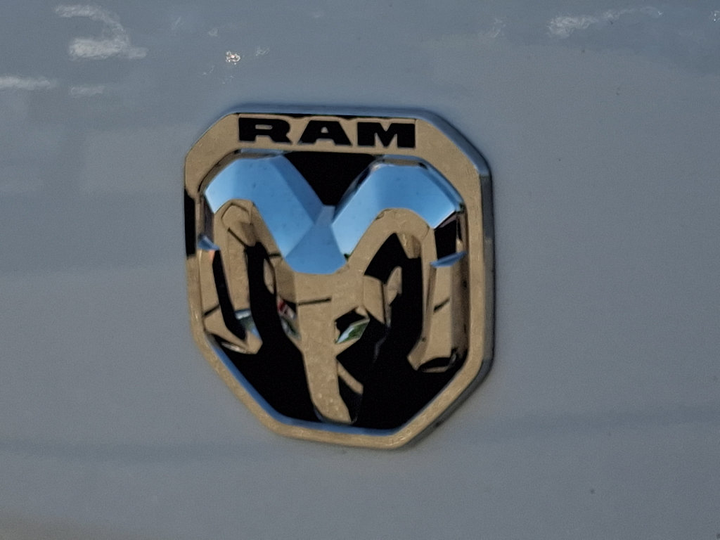 Used 2025 RAM ProMaster 2500 w/ Convenience Group FWD image 18