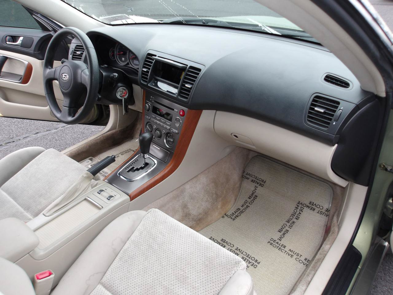 Used 2005 Subaru Outback 2.5i AWD/4WD image 13